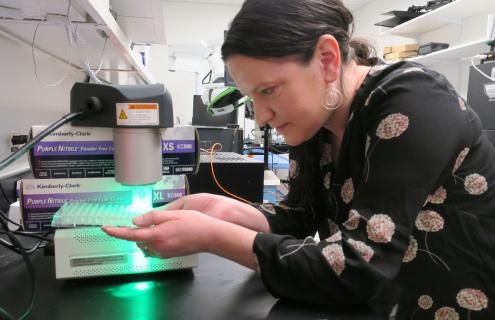 Jennifer Shell at lab table